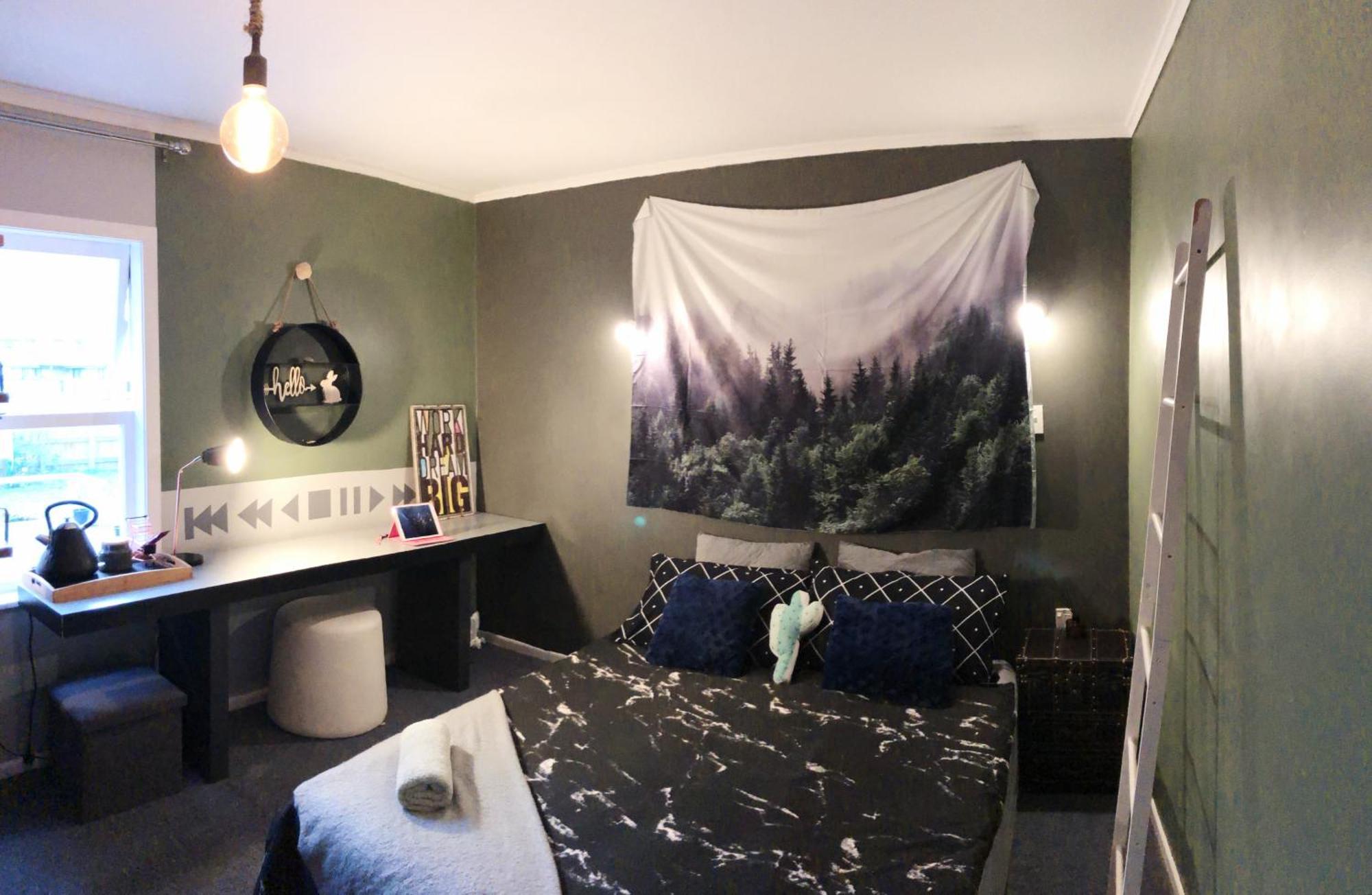 Double Bed Guest Room Hamilton Exterior photo